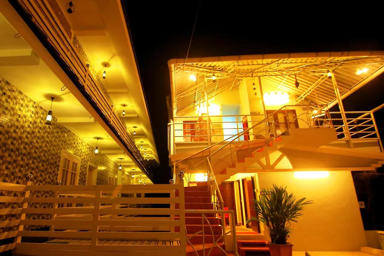 Oyo 4867 Royal Homes Alappuzha