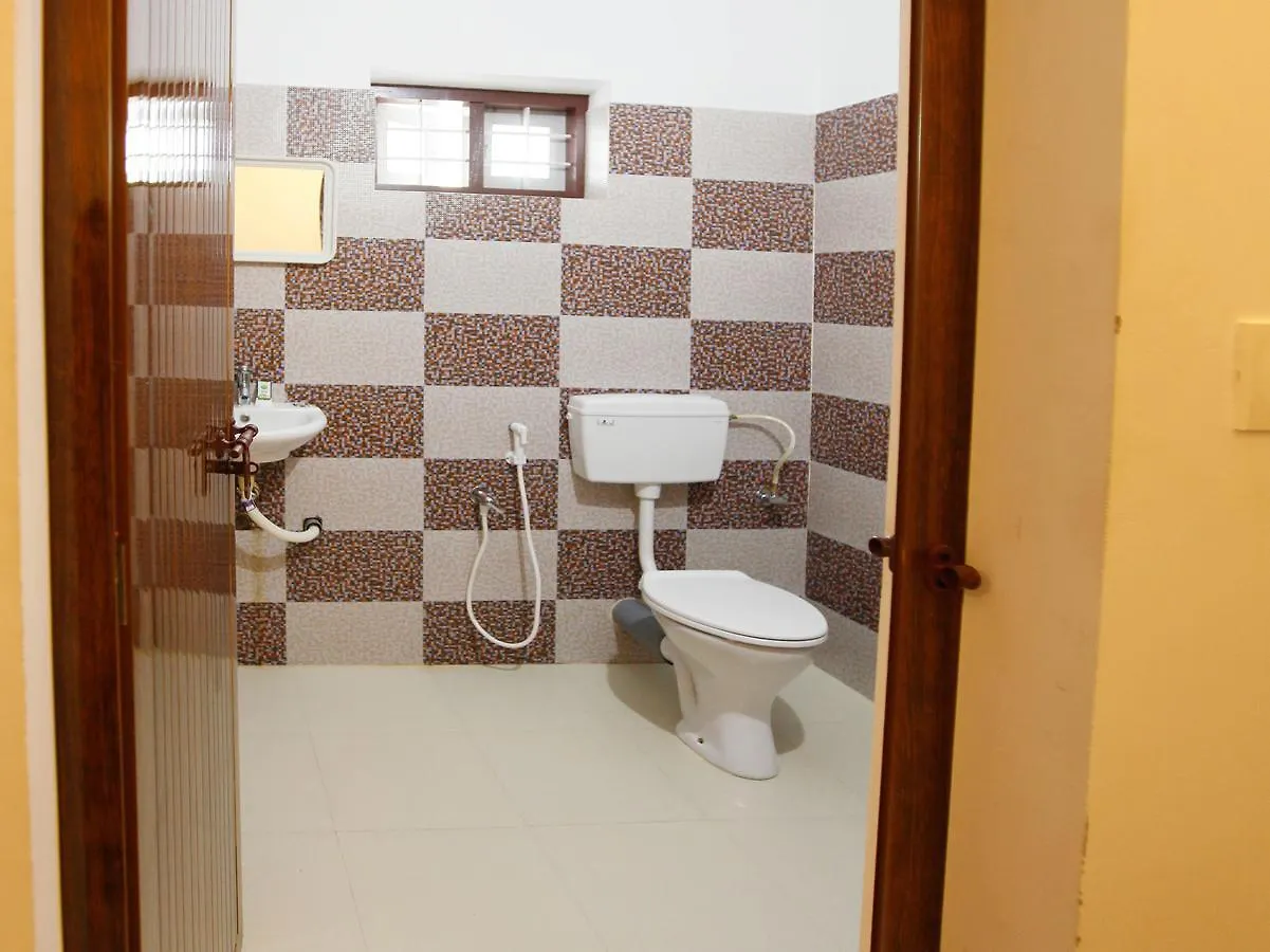 Oyo 4867 Royal Homes Alappuzha Hotel