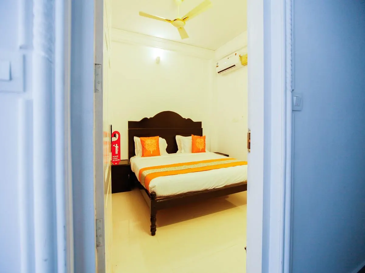 Oyo 4867 Royal Homes Alappuzha 3*,