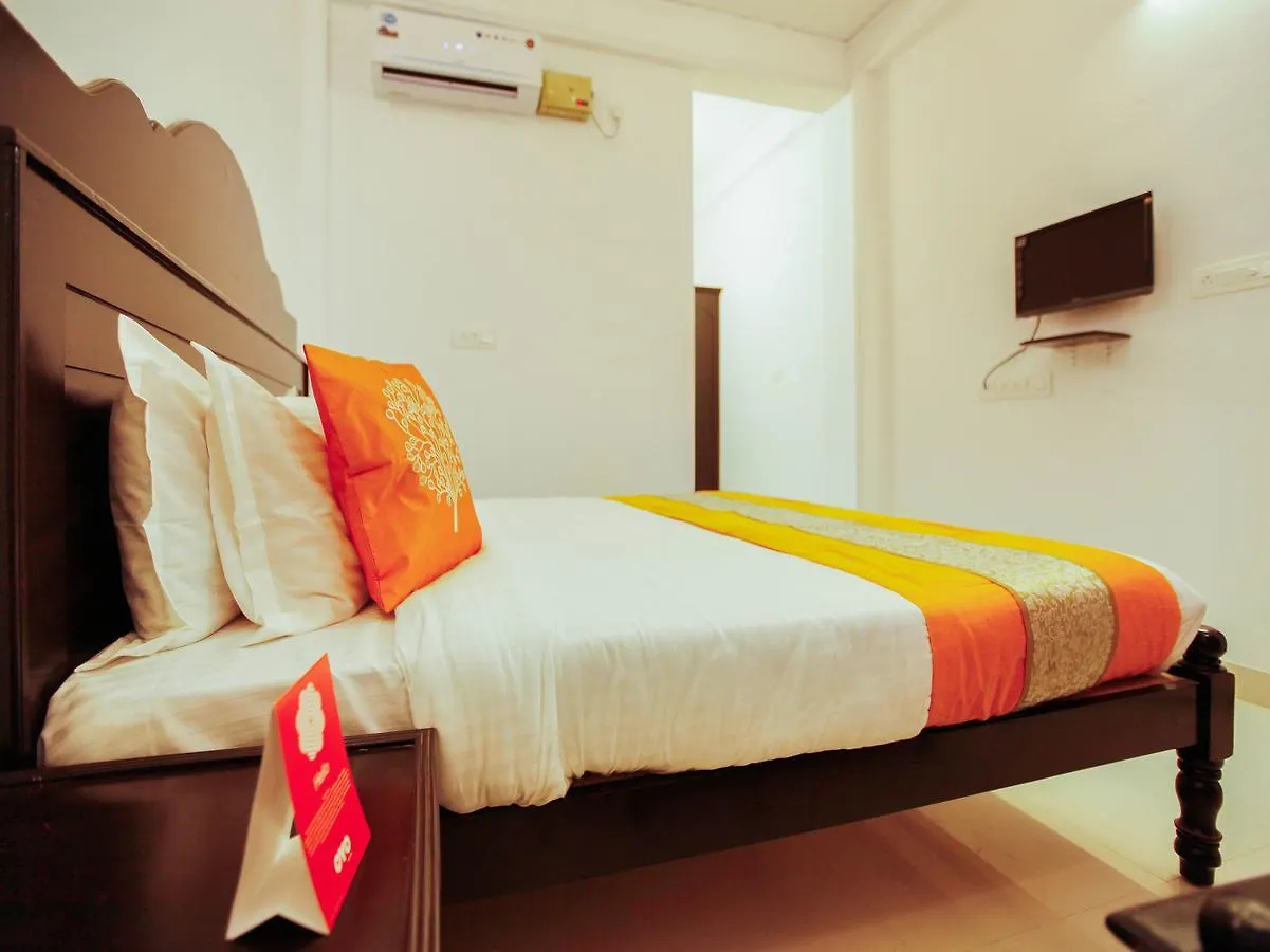 Oyo 4867 Royal Homes Alappuzha