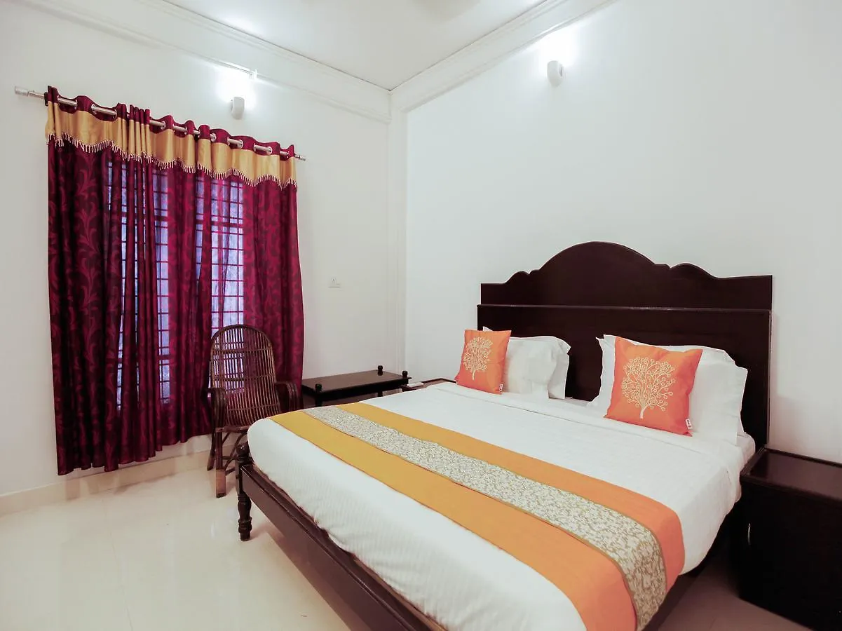 Oyo 4867 Royal Homes Alappuzha